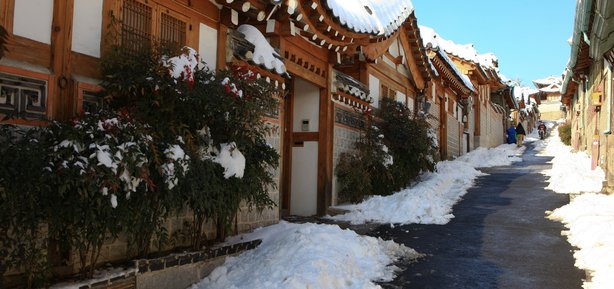 1610002201001011k_Bukchon Hanok Village .jpg