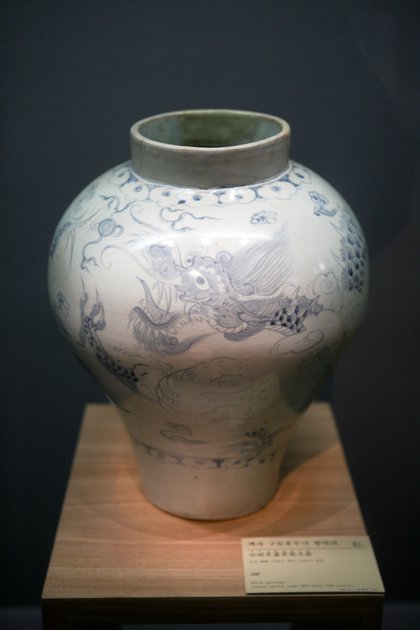 Korean-Arts: Korean Art, Furniture and Chests