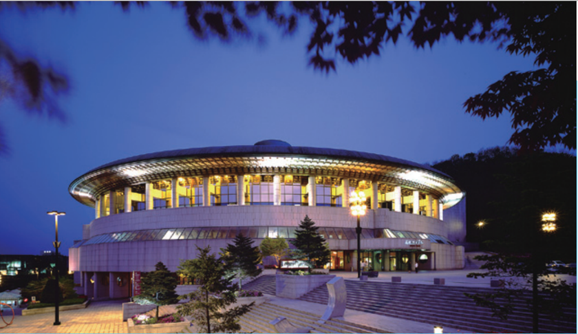 Seoul Arts Center.PNG